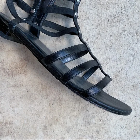 Stuart Weitzman Gladiator Sandals Black Leather With Box - 8.5 - Picture 9 of 16